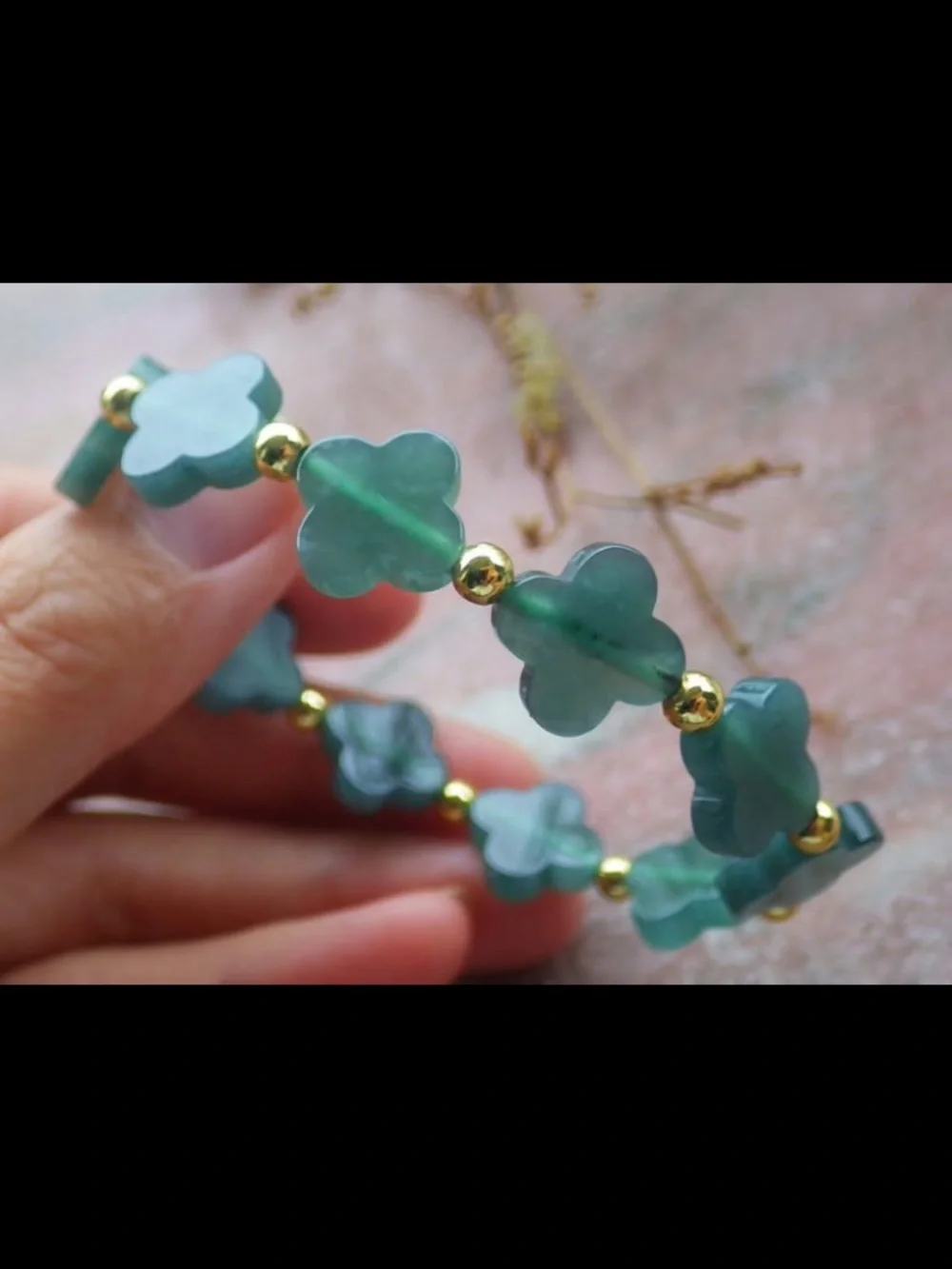 Elegant green clover jadeite jade bracelet 6inches 6.5 inches certificate
